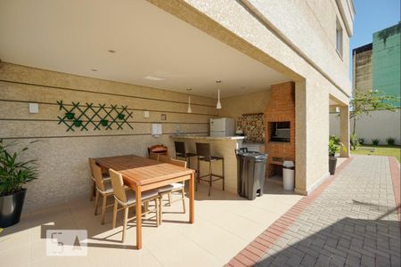 Apartamento à venda com 54m², 2 quartos e 1 vaga Apartamento à venda com 54m², 2 quartos e 1 vagaÁrea comum - Churrasqueira