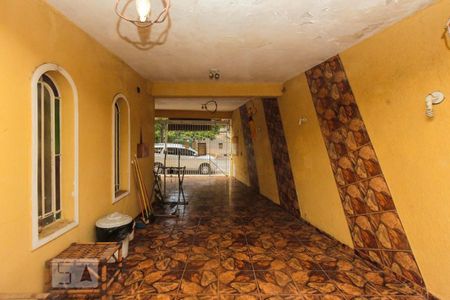 Casa à venda com 350m², 3 quartos e 3 vagas Casa à venda com 350m², 3 quartos e 3 vagasGaragem