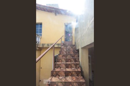 Casa à venda com 350m², 3 quartos e 3 vagas Casa à venda com 350m², 3 quartos e 3 vagasescada