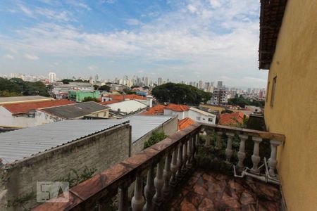 Casa à venda com 350m², 3 quartos e 3 vagas Casa à venda com 350m², 3 quartos e 3 vagasvaranda