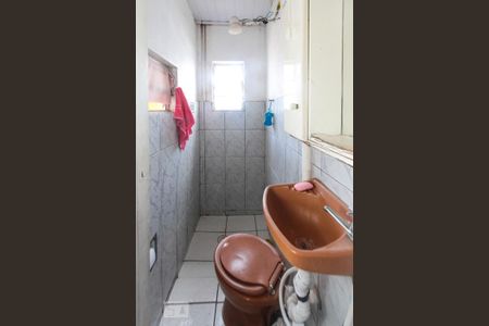 Casa à venda com 350m², 3 quartos e 3 vagas Casa à venda com 350m², 3 quartos e 3 vagasbanheiro da Suite