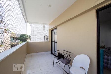 Apartamento à venda com 180m², 3 quartos e 2 vagas Apartamento à venda com 180m², 3 quartos e 2 vagasVaranda da Suíte e do Quarto 1