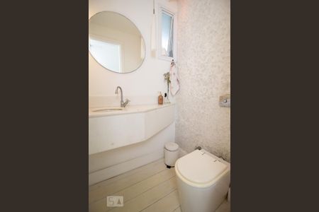 Apartamento à venda com 180m², 3 quartos e 2 vagas Apartamento à venda com 180m², 3 quartos e 2 vagasLavabo