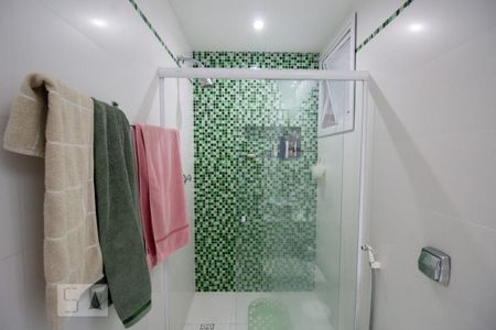 Apartamento à venda com 180m², 3 quartos e 2 vagas Apartamento à venda com 180m², 3 quartos e 2 vagasBanheiro