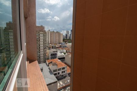 Vista da Sala de kitnet/studio para alugar com 1 quarto, 35m² em Centro, Curitiba