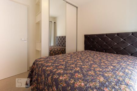 Quarto de kitnet/studio para alugar com 1 quarto, 35m² em Centro, Curitiba
