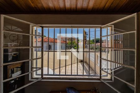 Casa à venda com 250m², 3 quartos e 2 vagas Casa à venda com 250m², 3 quartos e 2 vagasEscritório
