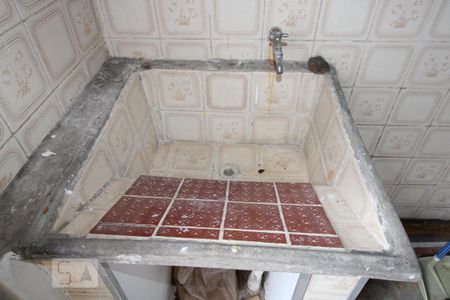 Casa à venda com 85m², 4 quartos e 6 vagasÁrea de Serviço