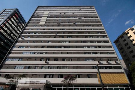 Apartamento à venda com 104m², 2 quartos e sem vagaFachada