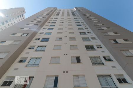Studio à venda com 27m², 1 quarto e 1 vaga Studio à venda com 27m², 1 quarto e 1 vagaFachada