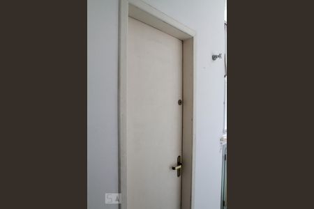 Apartamento à venda com 137m², 3 quartos e 1 vaga Apartamento à venda com 137m², 3 quartos e 1 vagaQuarto de Serviço