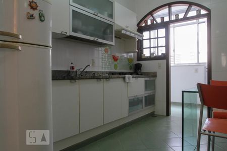 Apartamento à venda com 137m², 3 quartos e 1 vaga Apartamento à venda com 137m², 3 quartos e 1 vagaCozinha