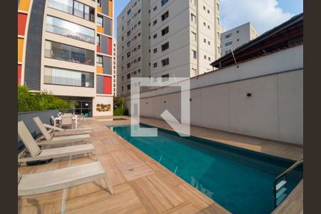 Apartamento à venda com 88m², 3 quartos e 2 vagas Apartamento à venda com 88m², 3 quartos e 2 vagasÁrea comum - Piscina