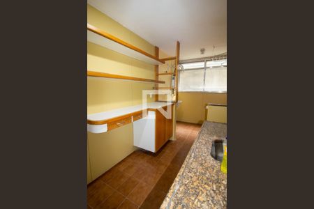 Apartamento à venda com 80m², 2 quartos e 1 vaga Apartamento à venda com 80m², 2 quartos e 1 vagaCozinha