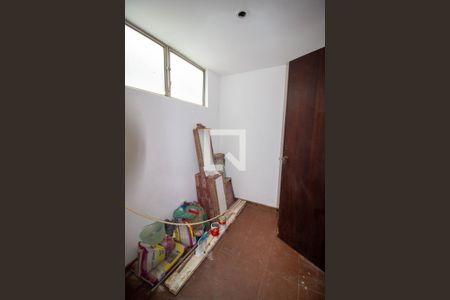 Apartamento à venda com 80m², 2 quartos e 1 vaga Apartamento à venda com 80m², 2 quartos e 1 vagaQuarto de Serviço