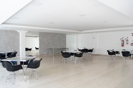 Apartamento à venda com 43m², 2 quartos e 1 vaga Apartamento à venda com 43m², 2 quartos e 1 vagasalão de festas