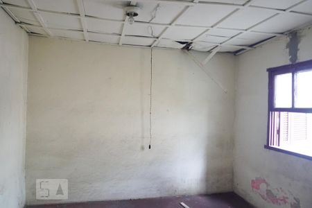 Casa à venda com 200m², 3 quartos e 2 vagasCasa 2 - Quarto