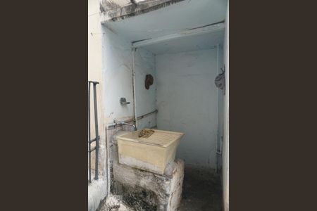 Casa à venda com 200m², 3 quartos e 2 vagasCasa 2 - Lavanderia