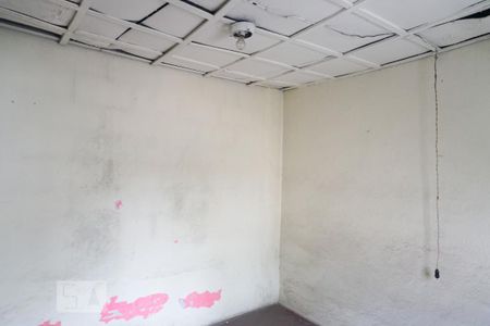 Casa à venda com 200m², 3 quartos e 2 vagasCasa 2 - Quarto