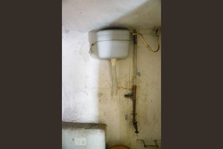 Casa à venda com 200m², 3 quartos e 2 vagasCasa 2 - Banheiro