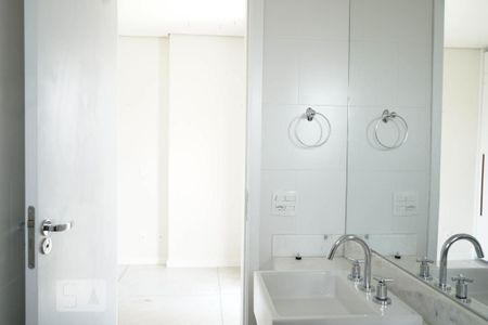 Apartamento à venda com 157m², 3 quartos e 3 vagas Apartamento à venda com 157m², 3 quartos e 3 vagasBanheiro da Suíte 3