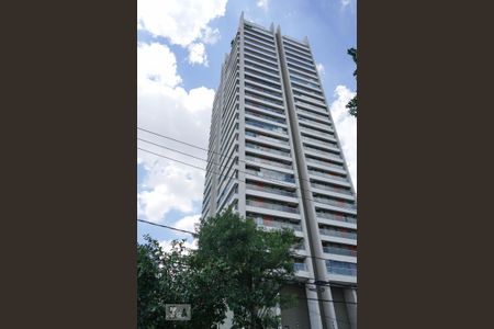 Apartamento à venda com 157m², 3 quartos e 3 vagas Apartamento à venda com 157m², 3 quartos e 3 vagasFachada