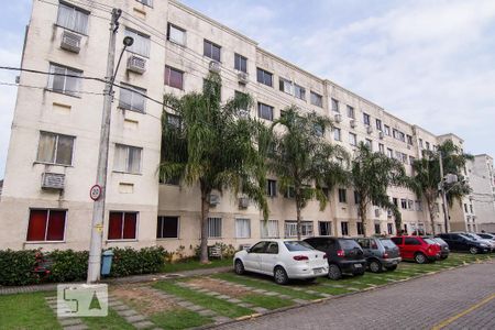 Apartamento à venda com 47m², 2 quartos e 1 vaga Apartamento à venda com 47m², 2 quartos e 1 vagaFachada