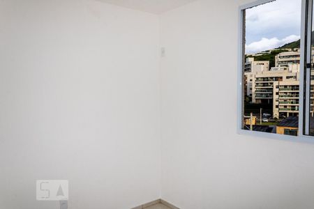 Quarto 1 de apartamento para alugar com 2 quartos, 48m² em Campo Grande, Rio de Janeiro