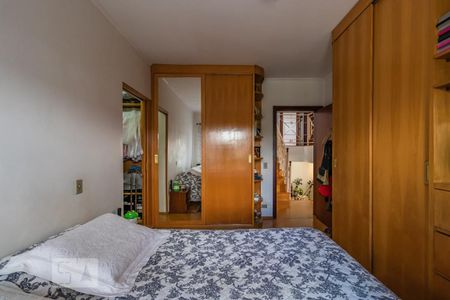 Casa de condomínio à venda com 385m², 4 quartos e 6 vagasSuíte 2