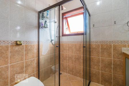 Casa de condomínio à venda com 385m², 4 quartos e 6 vagasBanheiro da Suíte 3