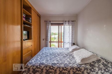 Casa de condomínio à venda com 385m², 4 quartos e 6 vagasSuíte 2