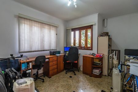 Casa de condomínio à venda com 385m², 4 quartos e 6 vagasEscritório