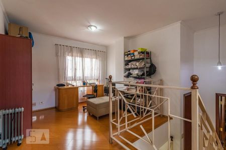 Casa de condomínio à venda com 385m², 4 quartos e 6 vagasSala Privativa