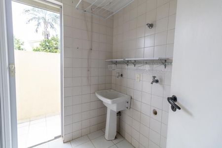 Casa de condomínio à venda com 220m², 4 quartos e 2 vagasárea 