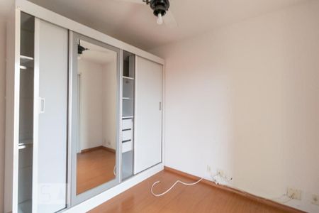 Casa de condomínio à venda com 220m², 4 quartos e 2 vagasQuarto 2