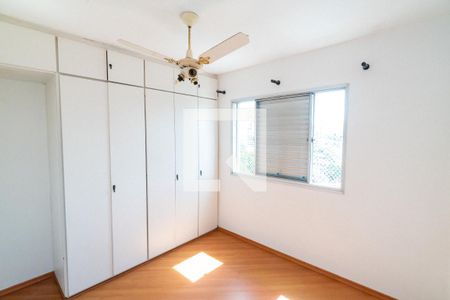 Apartamento à venda com 60m², 2 quartos e 2 vagas Apartamento à venda com 60m², 2 quartos e 2 vagasQuarto 2