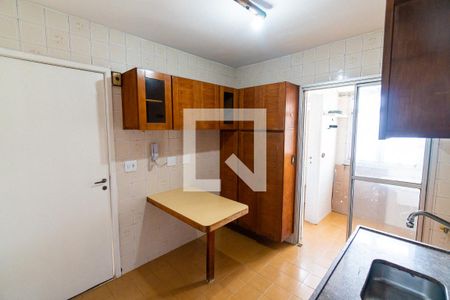 Apartamento à venda com 60m², 2 quartos e 2 vagas Apartamento à venda com 60m², 2 quartos e 2 vagasCozinha
