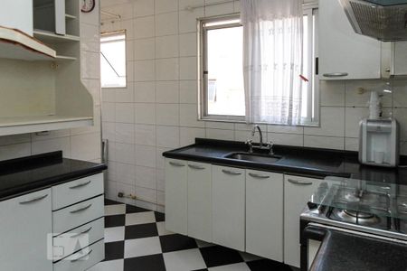 Apartamento à venda com 74m², 3 quartos e 1 vaga Apartamento à venda com 74m², 3 quartos e 1 vagaCozinha