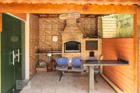 Apartamento à venda com 74m², 3 quartos e 1 vaga Apartamento à venda com 74m², 3 quartos e 1 vagaÁrea comum - Churrasqueira