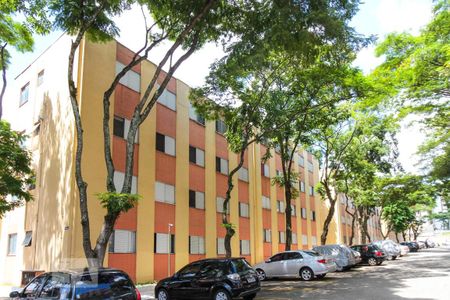 Apartamento à venda com 74m², 3 quartos e 1 vaga Apartamento à venda com 74m², 3 quartos e 1 vagaFachada