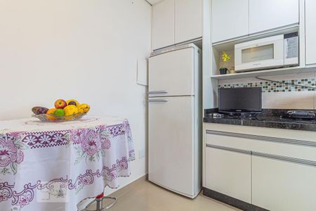 Casa à venda com 91m², 2 quartos e 2 vagas Casa à venda com 91m², 2 quartos e 2 vagasCozinha