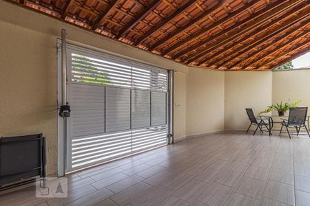 Casa à venda com 91m², 2 quartos e 2 vagas Casa à venda com 91m², 2 quartos e 2 vagasGaragem