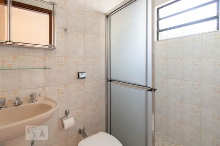 Casa para alugar com 191m², 3 quartos e 2 vagas Casa para alugar com 191m², 3 quartos e 2 vagasBanheiro da Suíte