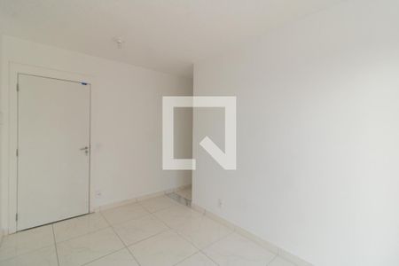 Sala de apartamento para alugar com 2 quartos, 45m² em Irajá, Rio de Janeiro