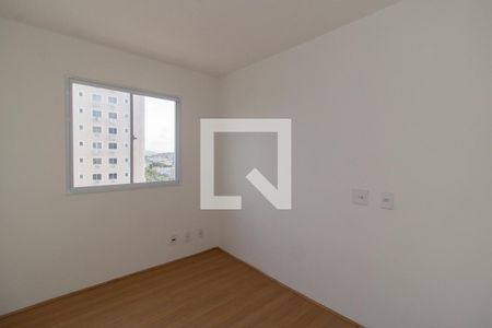 Quarto 1 de apartamento para alugar com 2 quartos, 45m² em Irajá, Rio de Janeiro