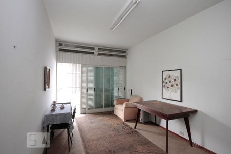 Casa à venda com 600m², 4 quartos e 8 vagasQuarto 2