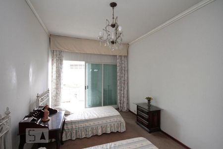 Casa à venda com 600m², 4 quartos e 8 vagasQuarto 3