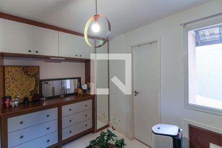 Casa de condomínio à venda com 122m², 3 quartos e 1 vagaSuíte 2