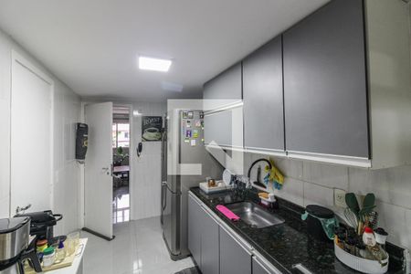 Casa de condomínio à venda com 122m², 3 quartos e 1 vagaCozinha