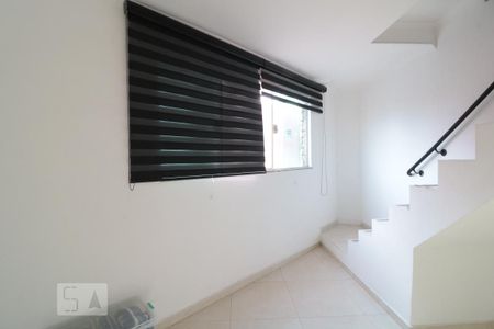 Casa à venda com 130m², 2 quartos e 1 vagaSala superior